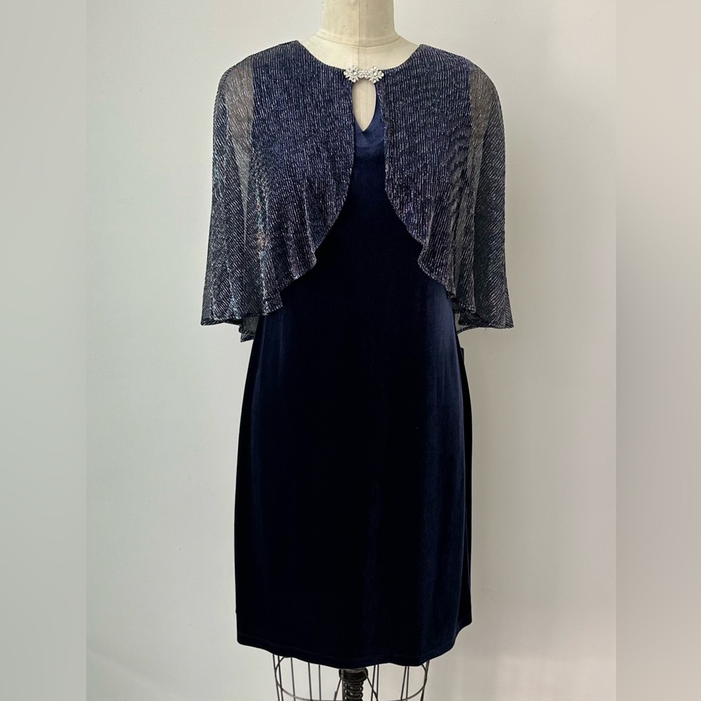 *SALE* NWT Glamour Metallic Plisse Overlay Velvet Dress